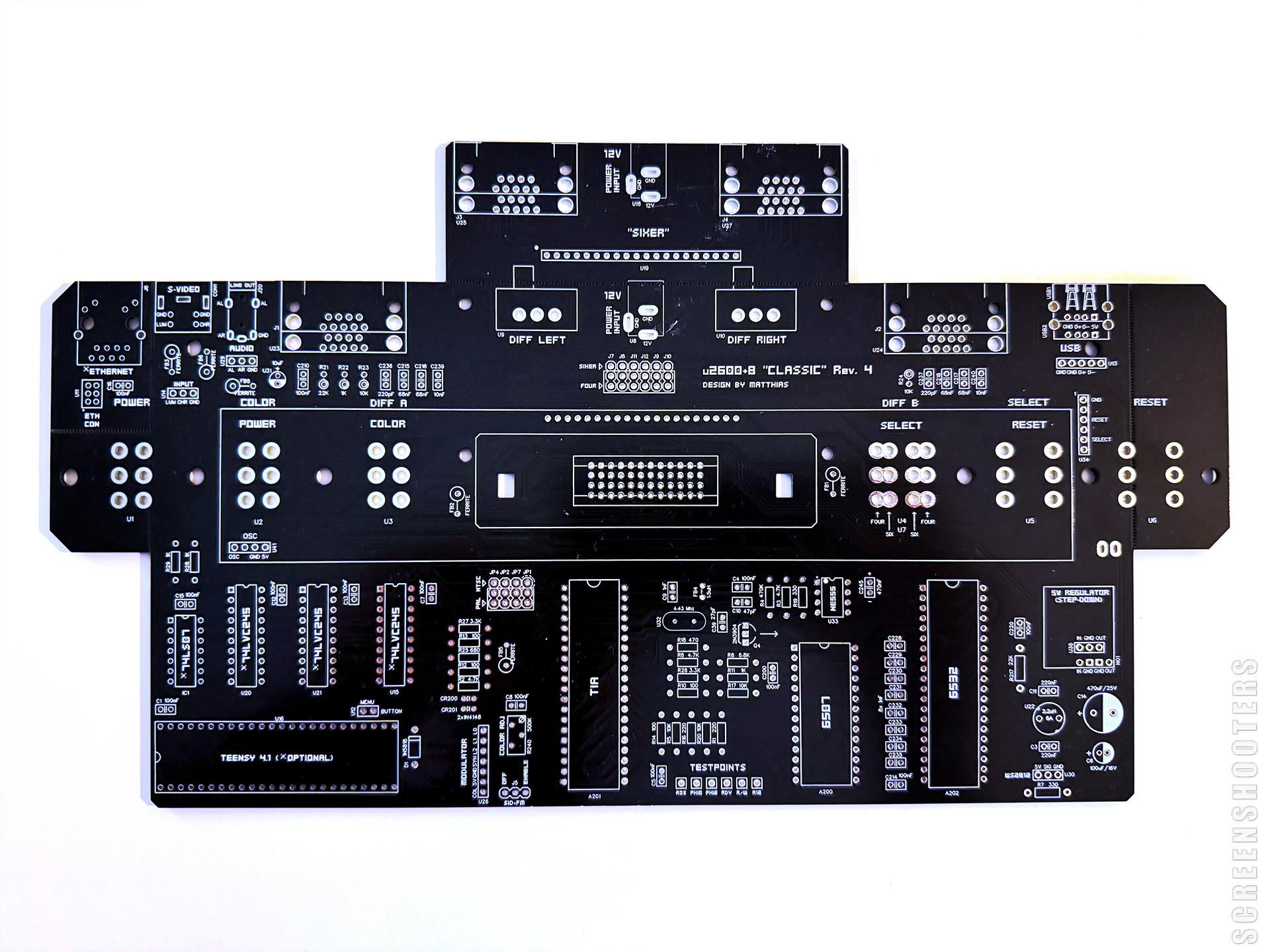 Atari_178_u2600+8-Classic_01.jpg